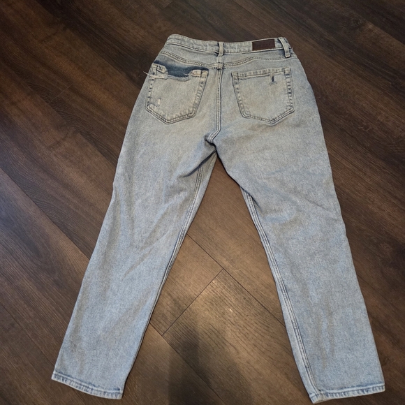 Hollister High Rise Light Blue Jeans - Picture 5 of 5
